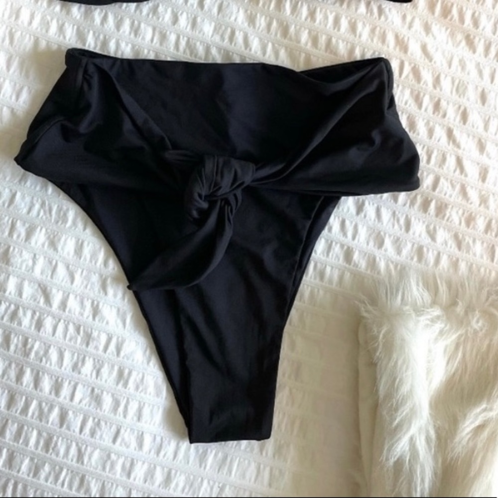 WeWoreWhat High waisted bottom